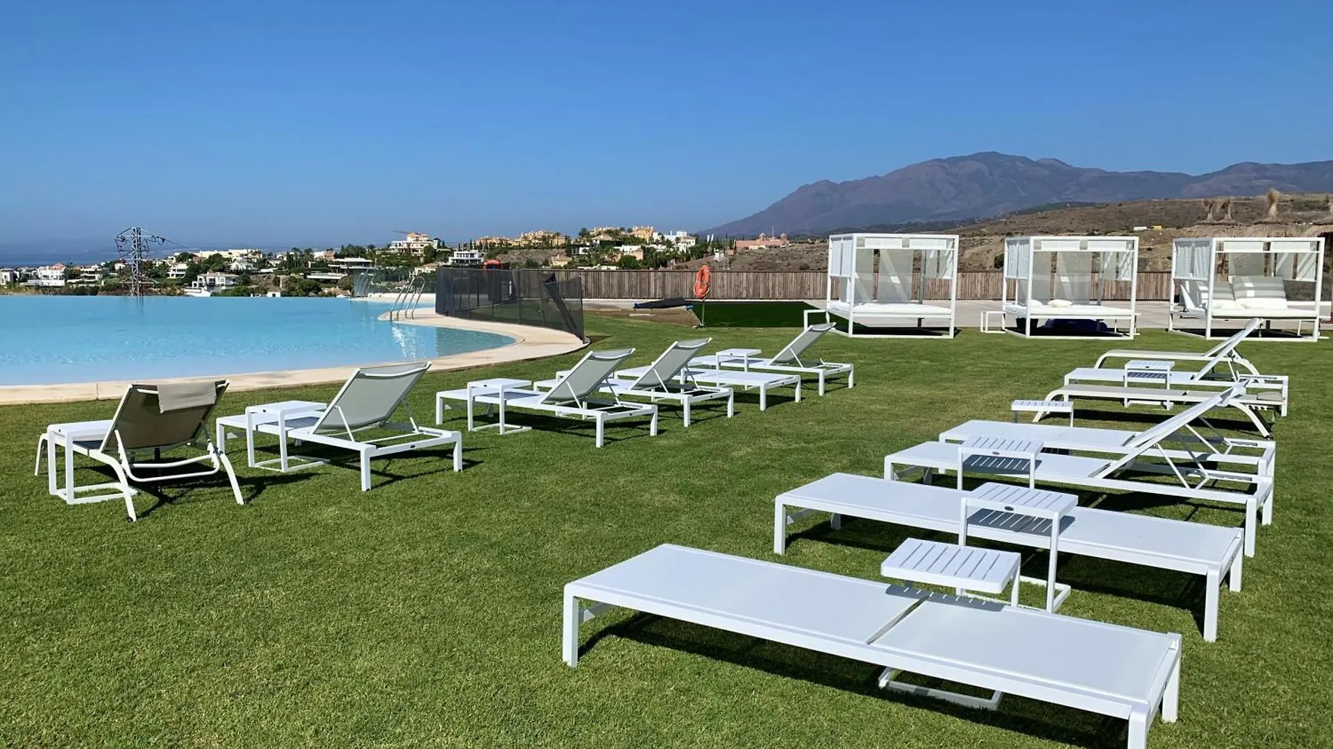 Penthouse On Golf With Incredibles Views 613 Apartamento Estepona