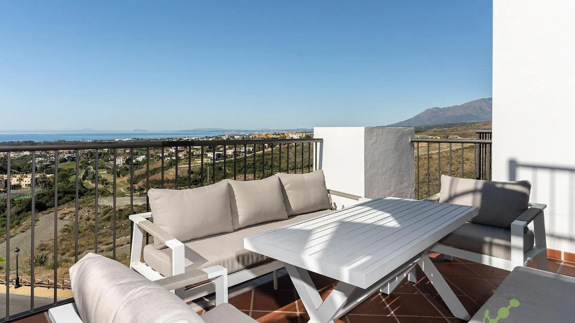 Penthouse On Golf With Incredibles Views 613 Apartamento Estepona